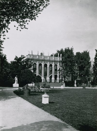 Cremorne Gardens, London by English Photographer